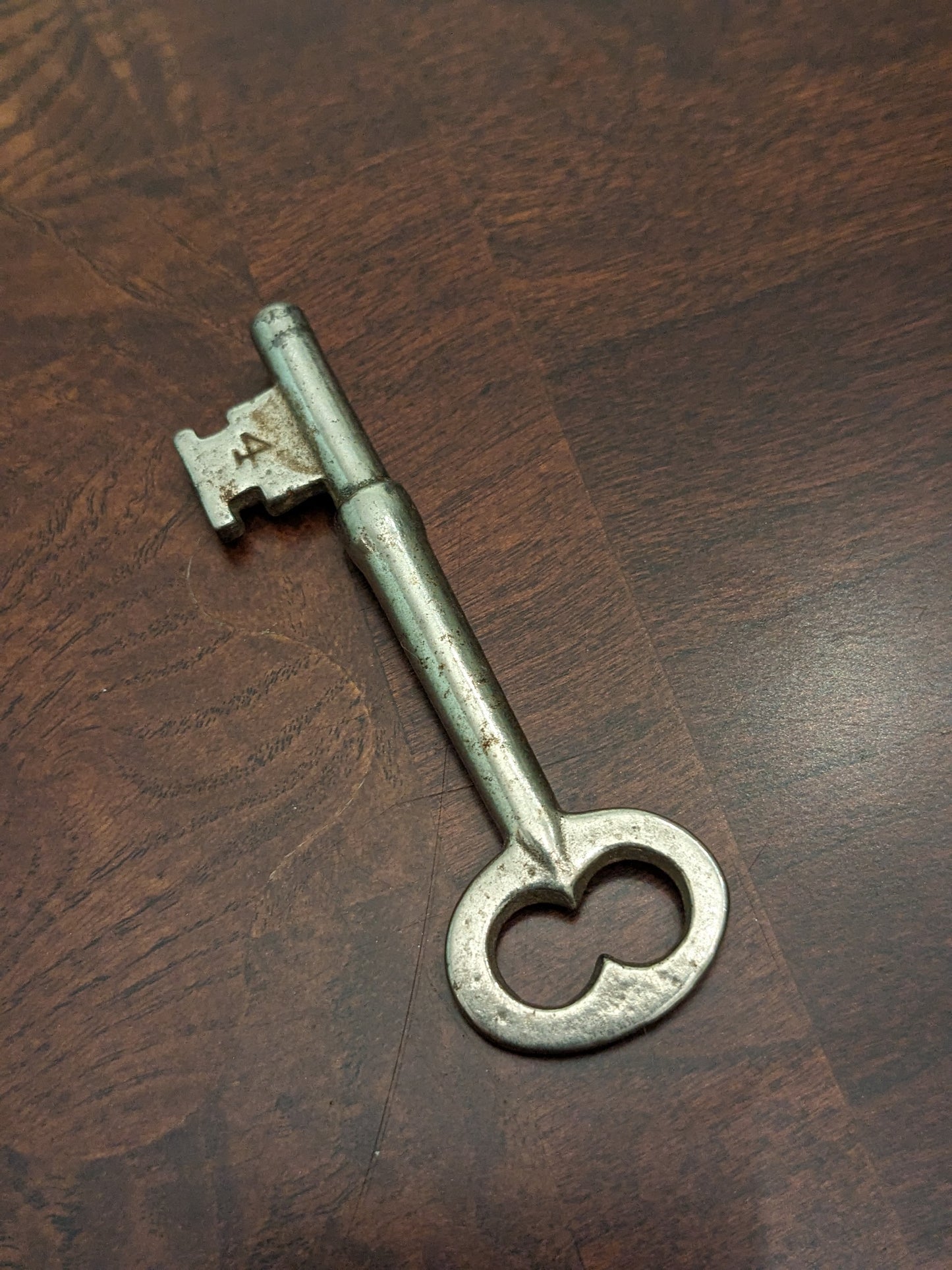 Steel Skeleton Key Silver