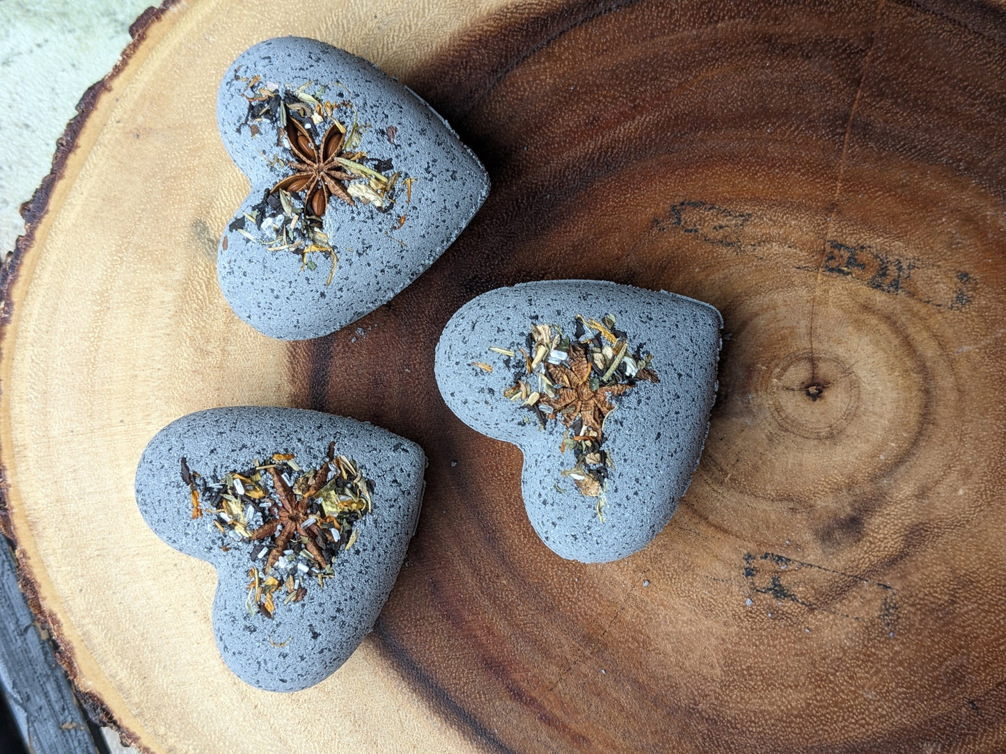 The Emperor Heart Shaped Bath Bomb - Detox & Boundaries Spell