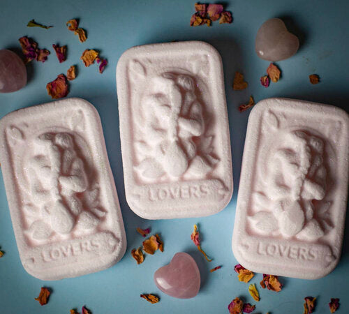 The Lovers Tarot Card Bath Bomb